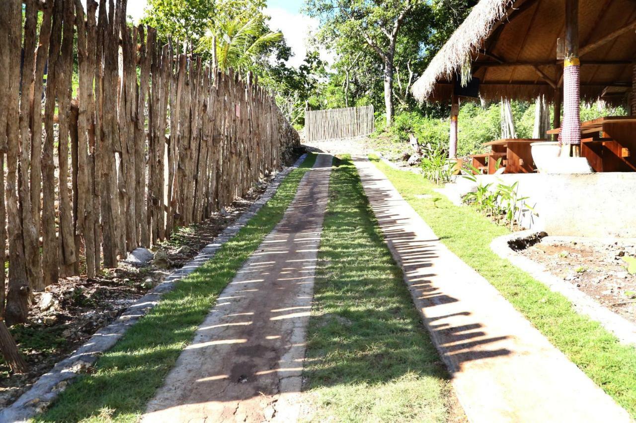 Lumbung Wisesa Uluwatu Hotel Esterno foto